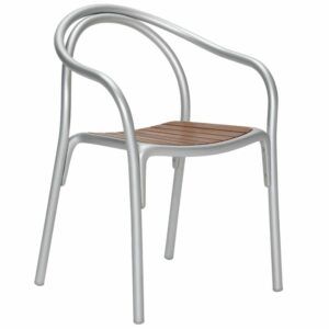 Stříbrná kovová zahradní židle