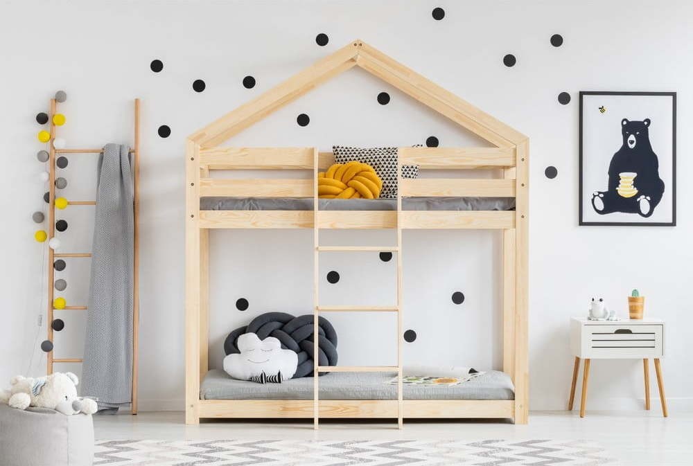 Domečková patrová dětská postel z borovicového dřeva 90x200 cm