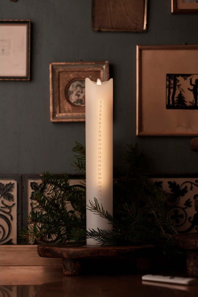 Adventní LED svíčka Sirius Sara Gold