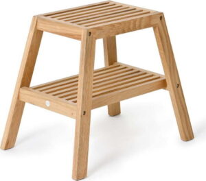 Stolička z dubového dřeva