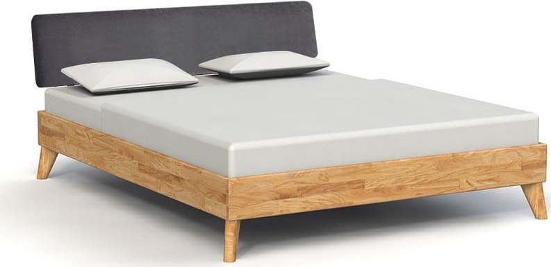 Dvoulůžková postel z dubového dřeva 140x200 cm