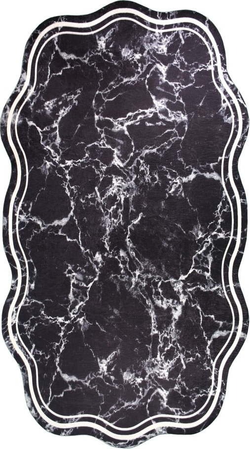 Černý koberec 180x120 cm