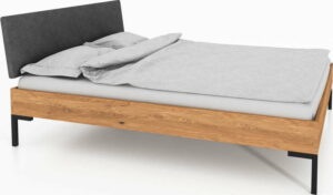 Dvoulůžková postel z dubového dřeva s čalouněným čelem 180x200